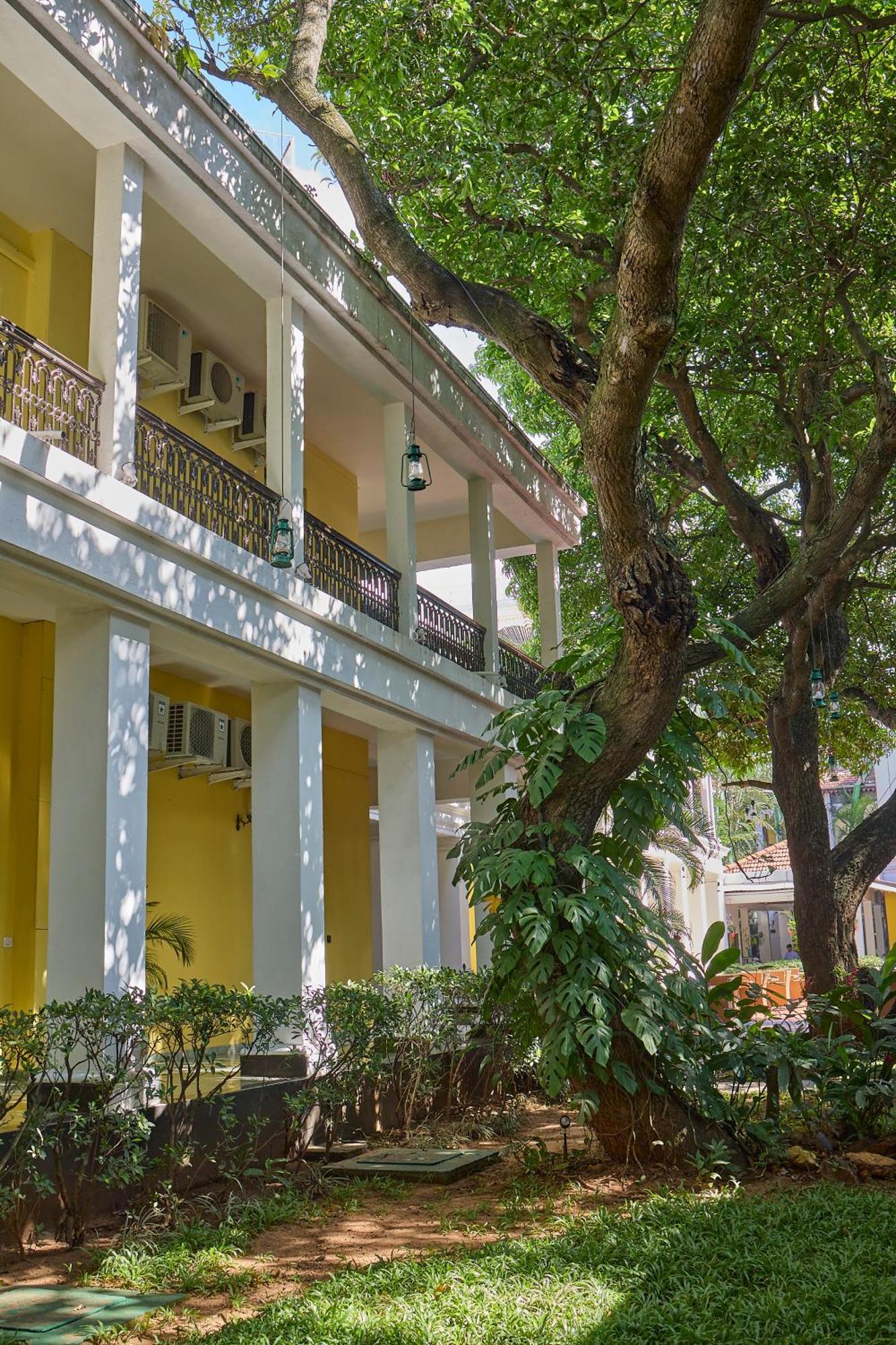Royal Orchid Metropole Mysore Exterior photo
