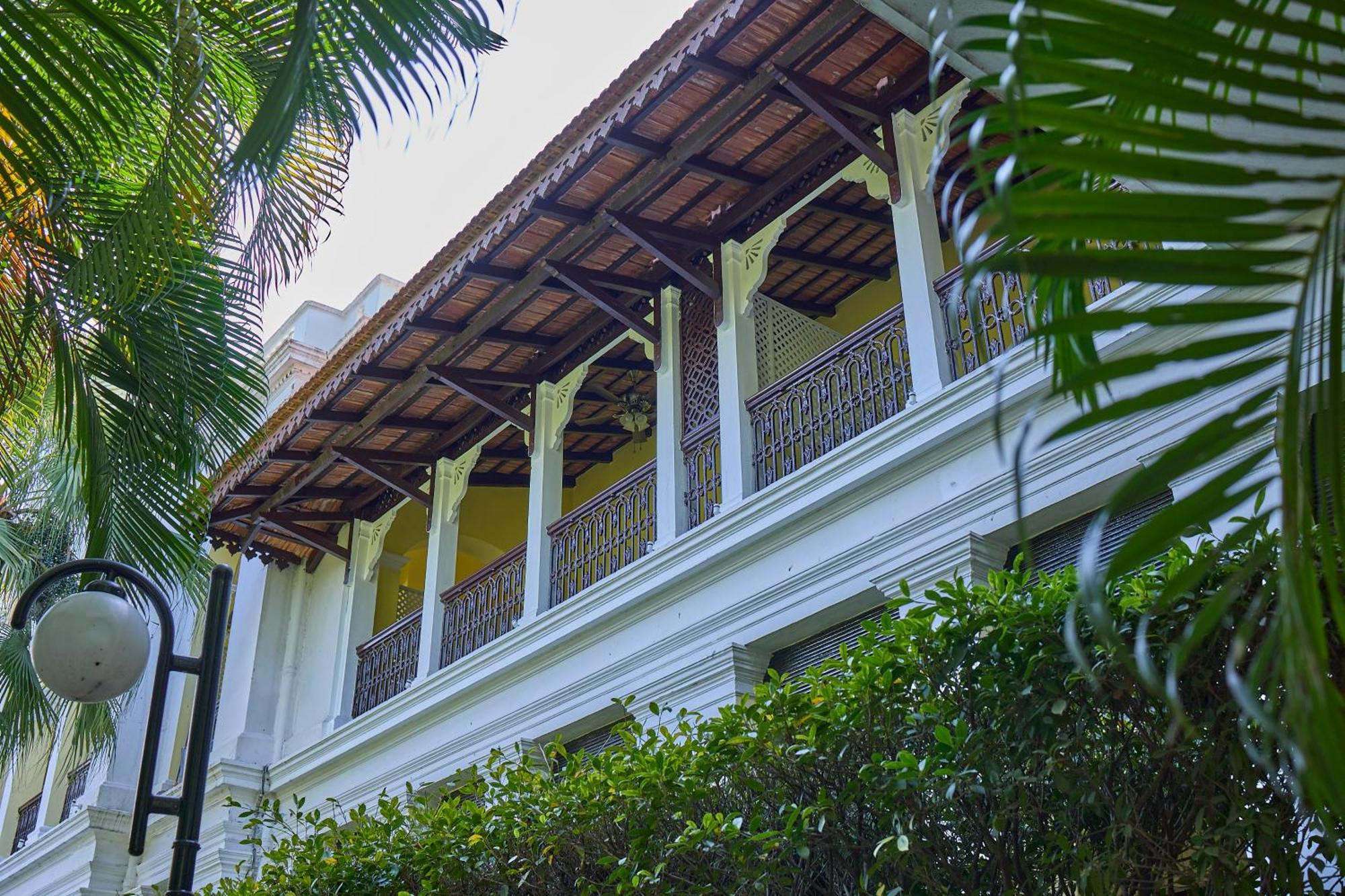 Royal Orchid Metropole Mysore Exterior photo