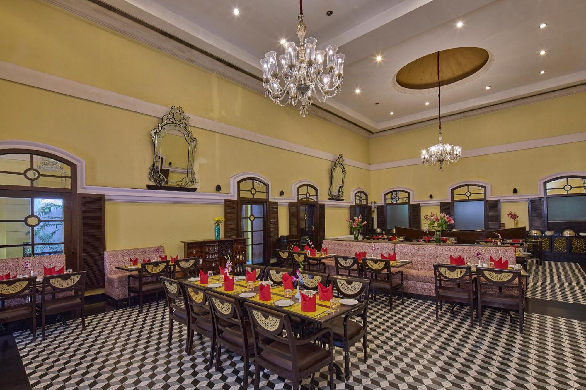 Royal Orchid Metropole Mysore Exterior photo
