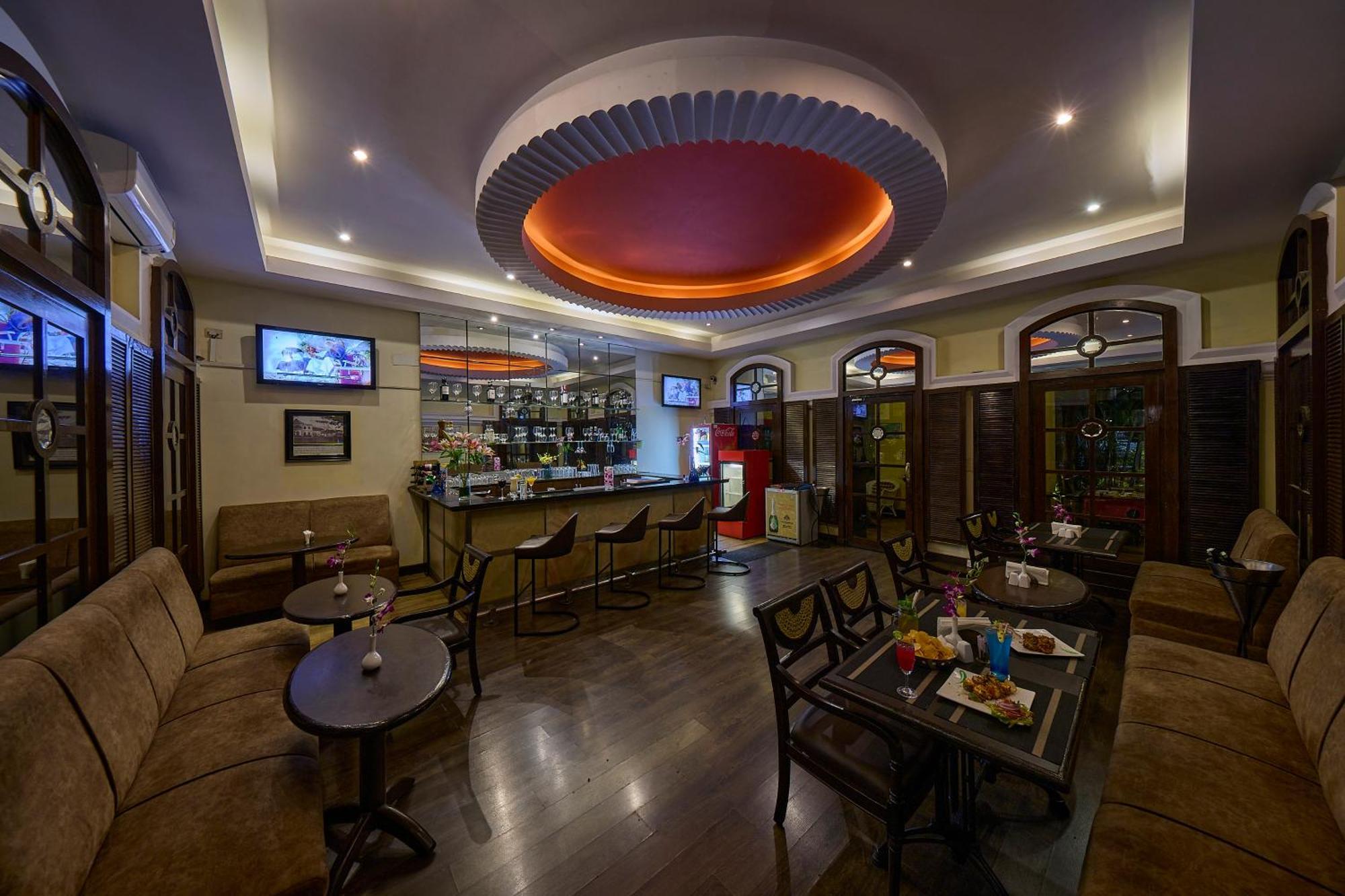 Royal Orchid Metropole Mysore Exterior photo