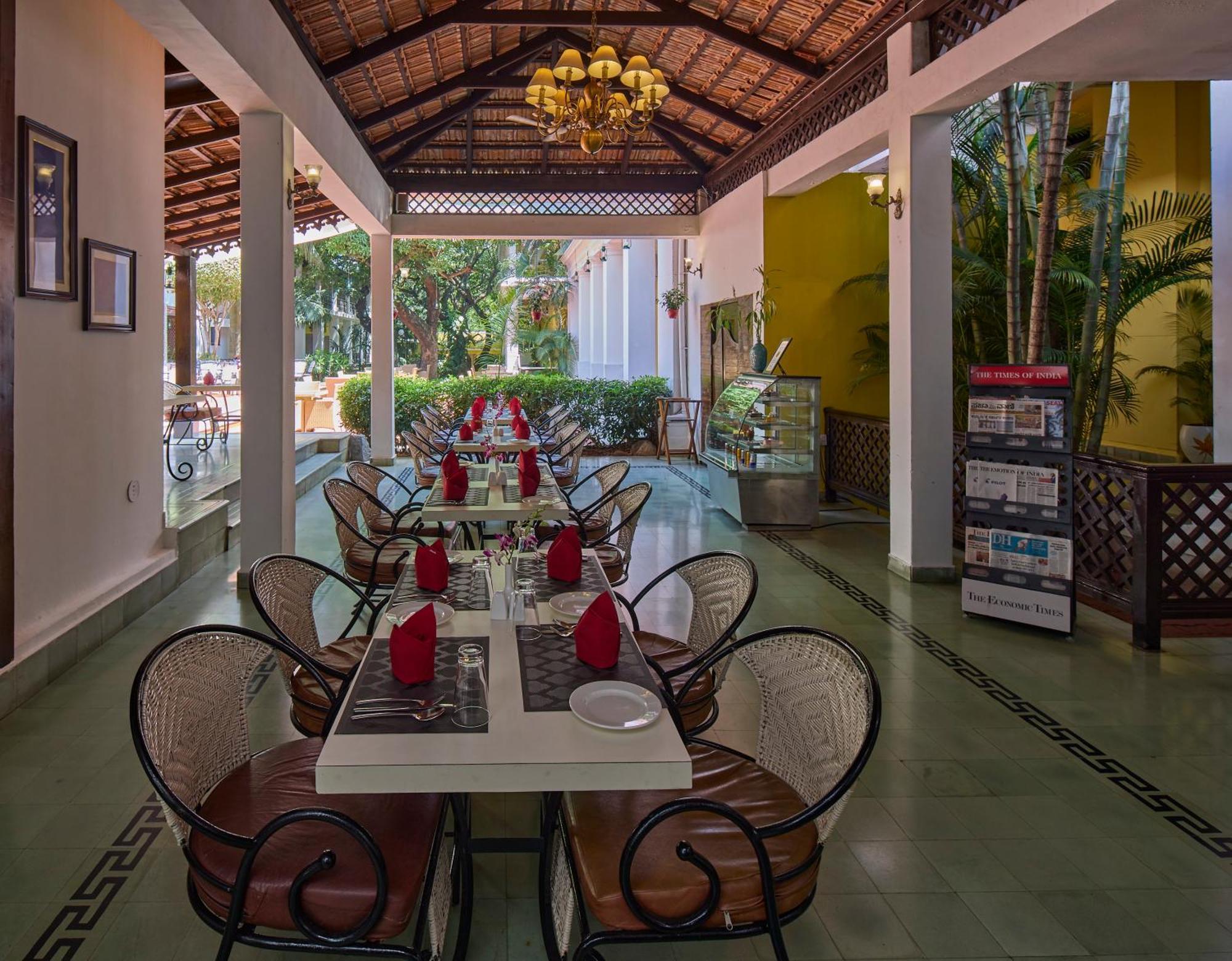 Royal Orchid Metropole Mysore Exterior photo